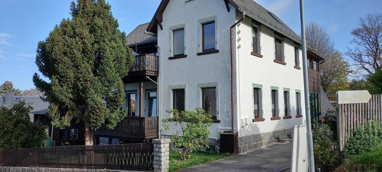 Familienfreundliche Ferienwohnung Erzgebirge Schneeberg  Extérieur photo