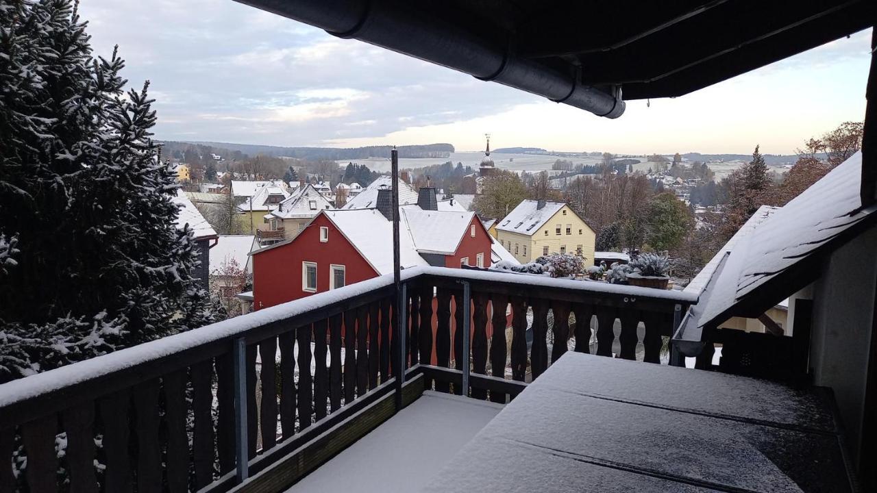 Familienfreundliche Ferienwohnung Erzgebirge Schneeberg  Extérieur photo