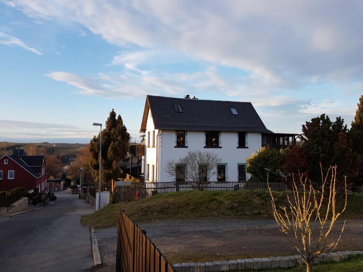 Familienfreundliche Ferienwohnung Erzgebirge Schneeberg  Extérieur photo